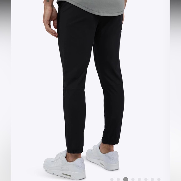 Cuts AO Jogger - Picture 2 of 6